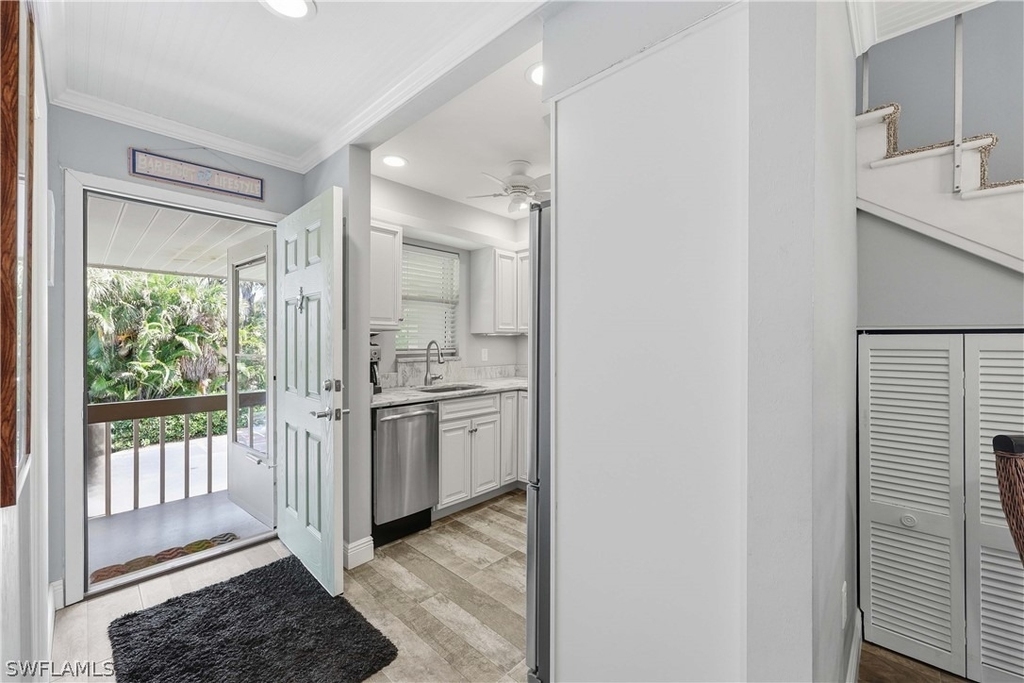 87 N Collier Boulevard - Photo 7