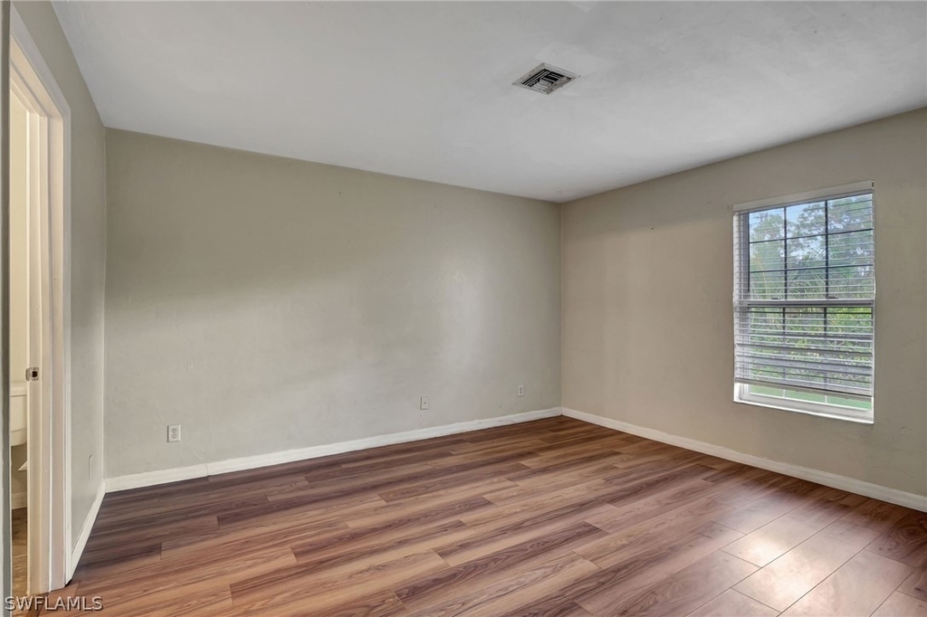 706 111th Avenue N - Photo 7