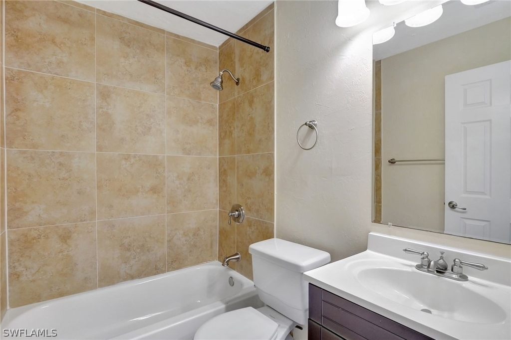 706 111th Avenue N - Photo 5