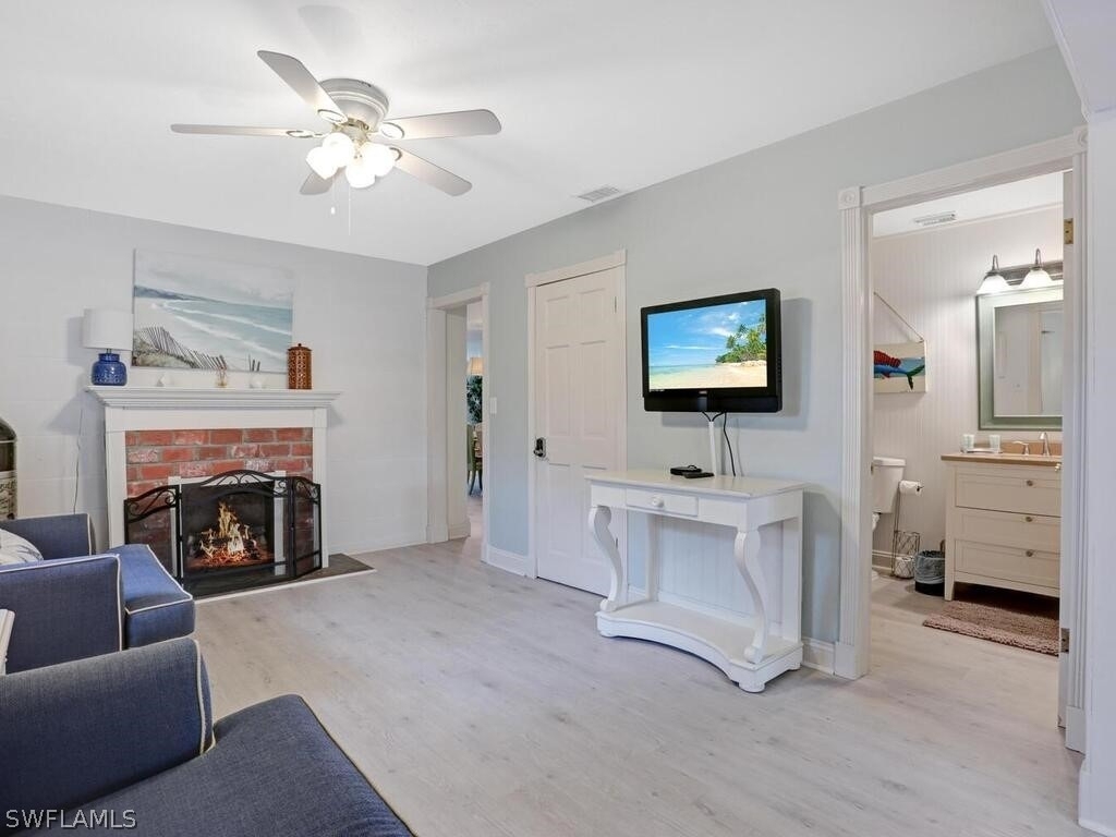 856 98th Avenue N - Photo 18