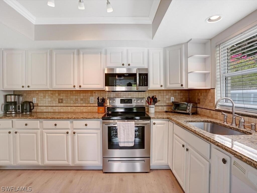856 98th Avenue N - Photo 13
