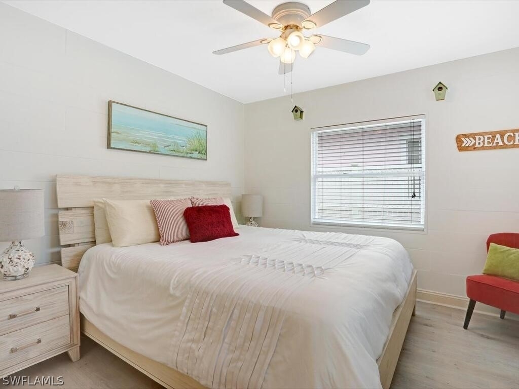 856 98th Avenue N - Photo 23