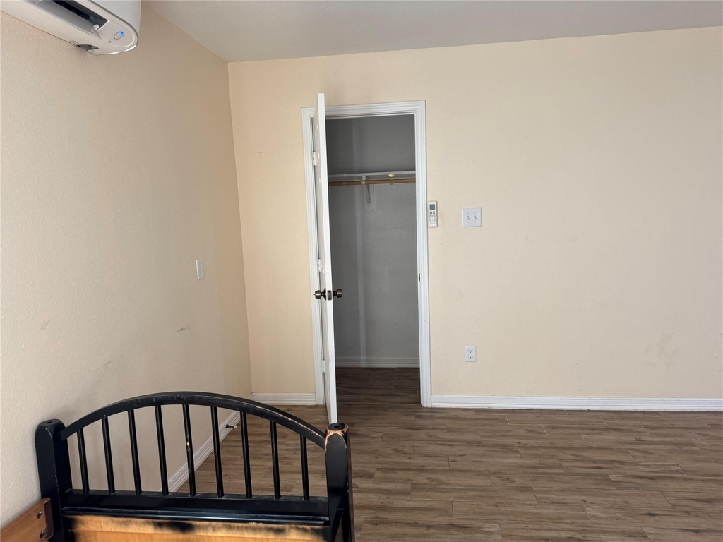 711 Hahlo Street - Photo 5