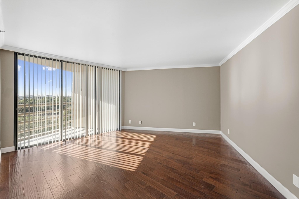 3525 Sage Road - Photo 0
