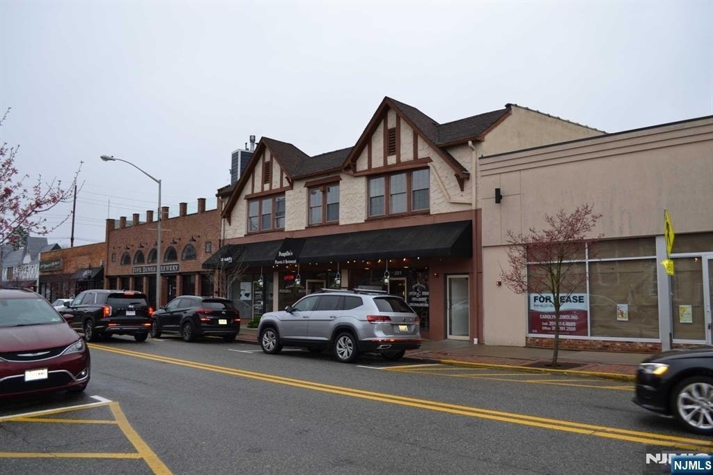 225 Westwood - Photo 3