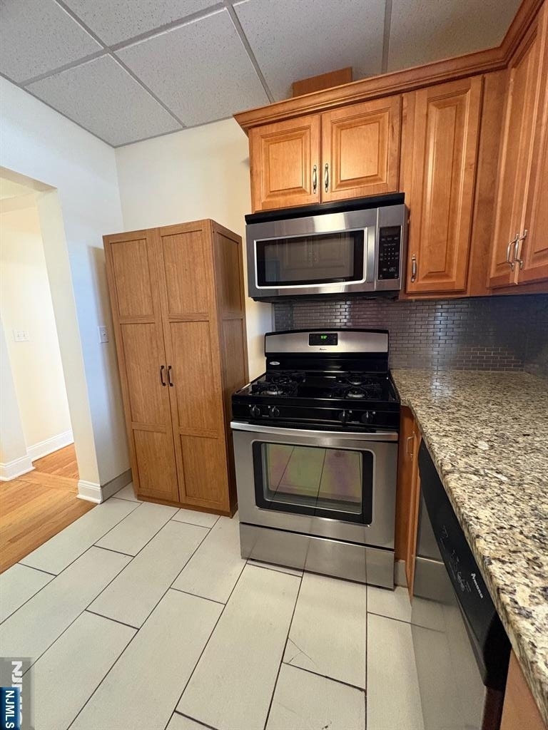 225 Westwood - Photo 12