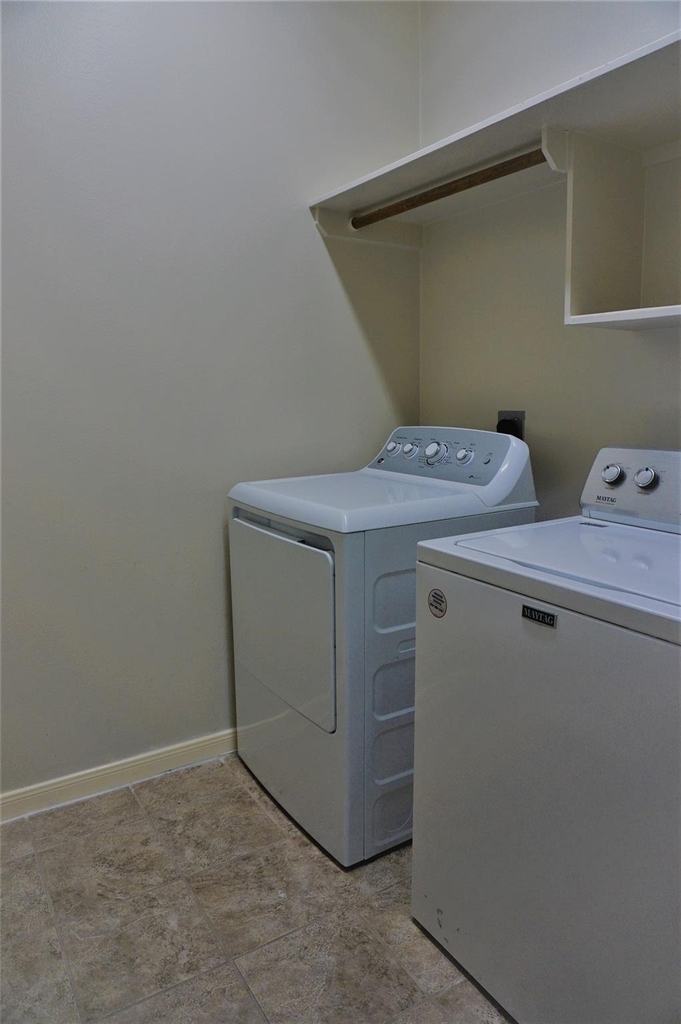 8123 Buffalo Springs Court - Photo 28