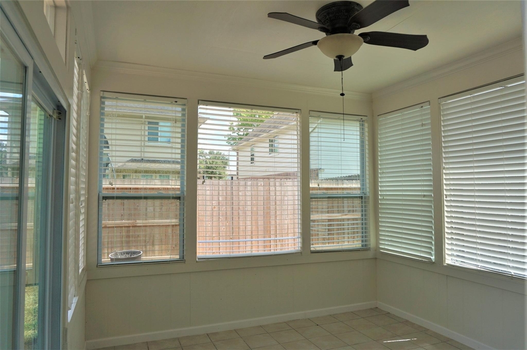 8123 Buffalo Springs Court - Photo 30