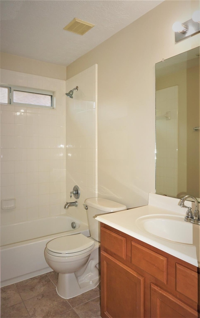 8123 Buffalo Springs Court - Photo 18