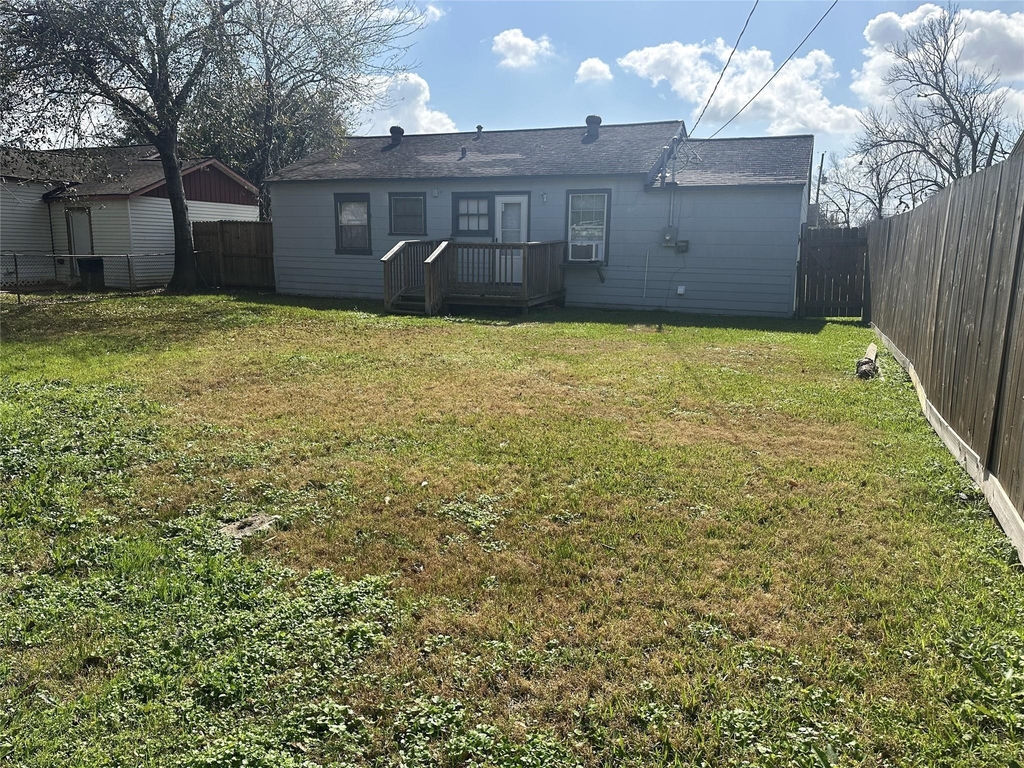 11005 Muscatine Street - Photo 11
