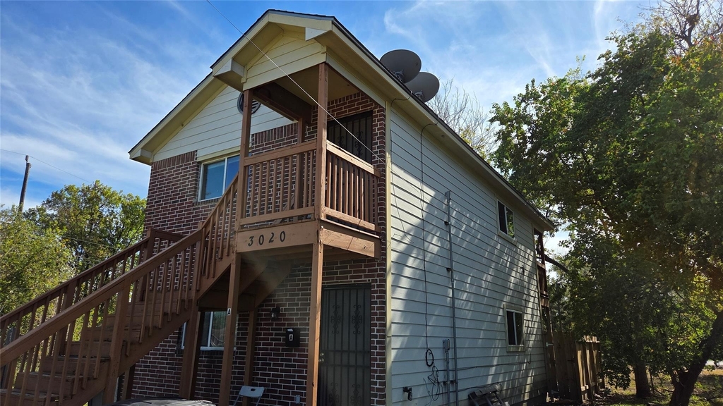 3020 Jewel Street - Photo 0