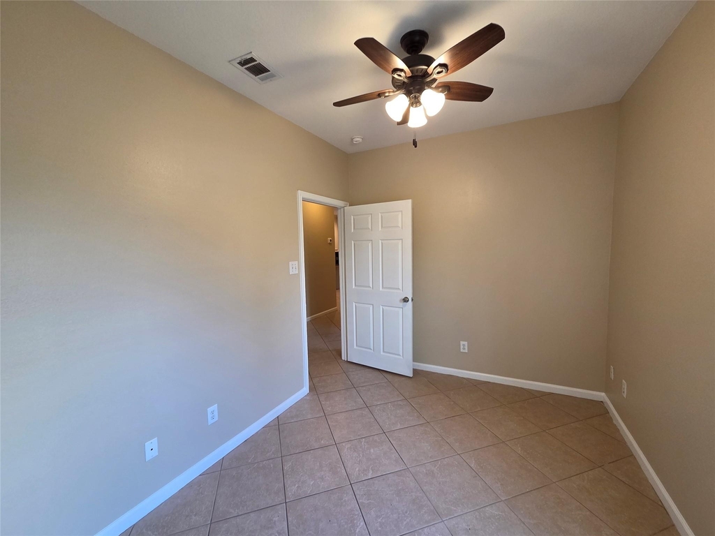 928 Runneburg Road - Photo 17