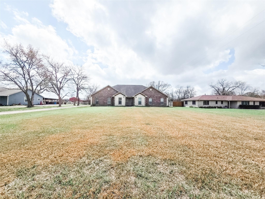928 Runneburg Road - Photo 2