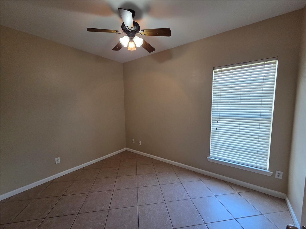 928 Runneburg Road - Photo 21