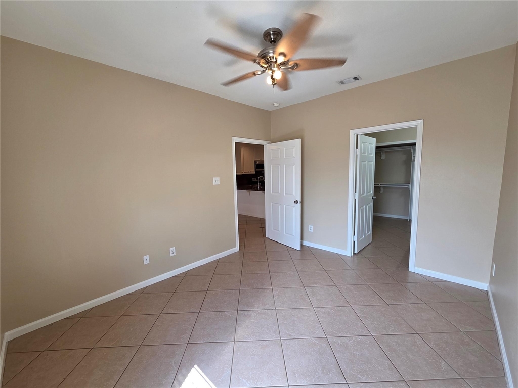 928 Runneburg Road - Photo 11