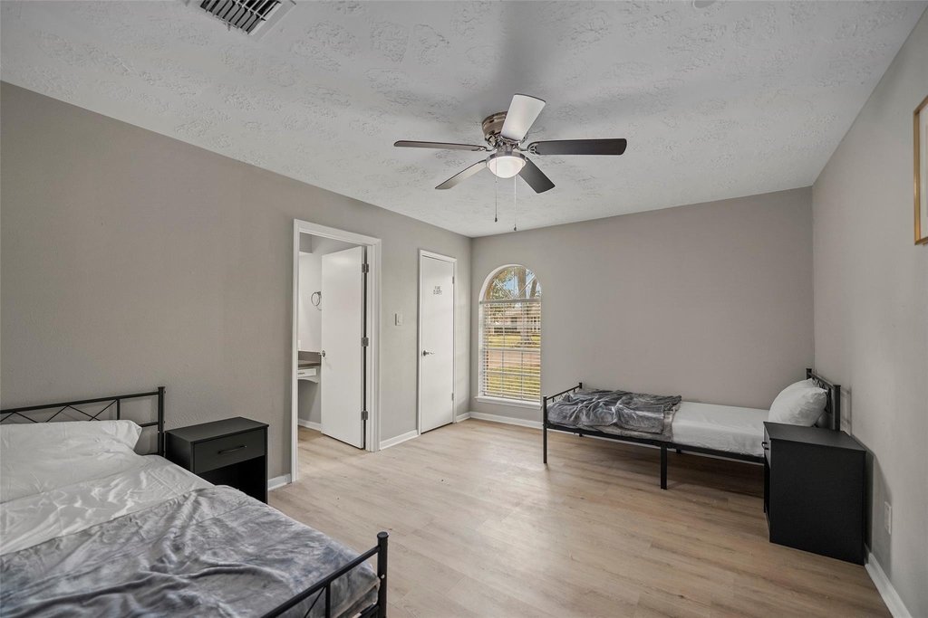 22114 Merrymount Drive - Photo 7