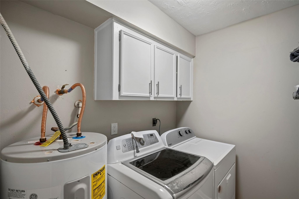 22114 Merrymount Drive - Photo 16