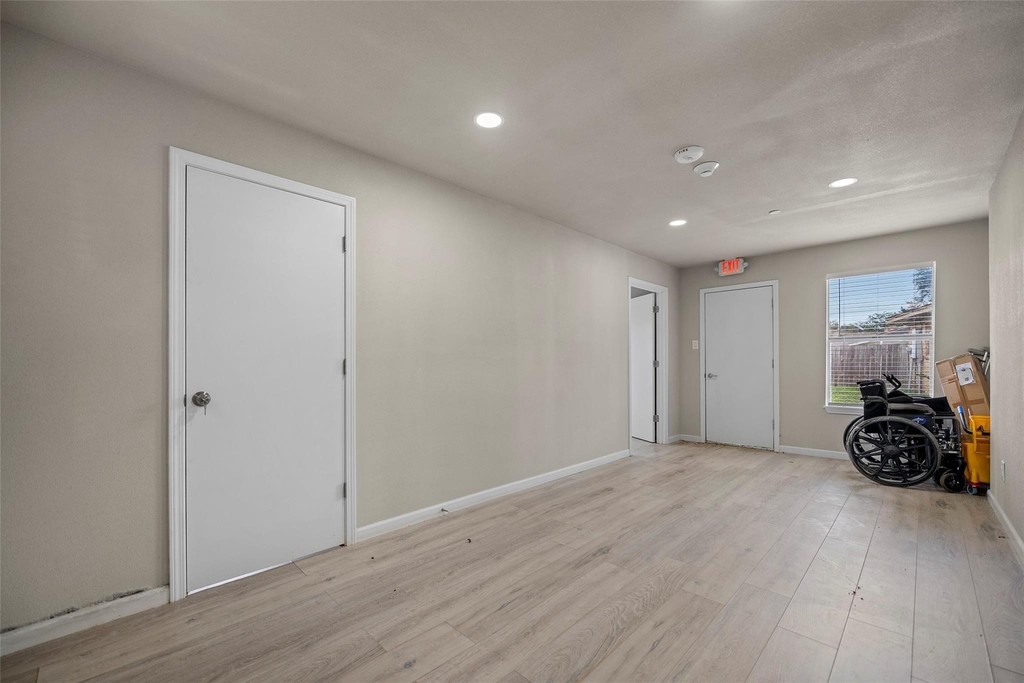 22114 Merrymount Drive - Photo 32