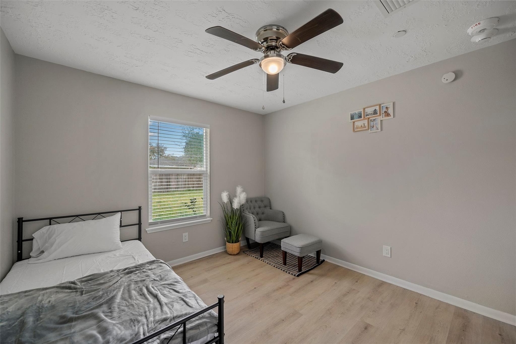 22114 Merrymount Drive - Photo 17