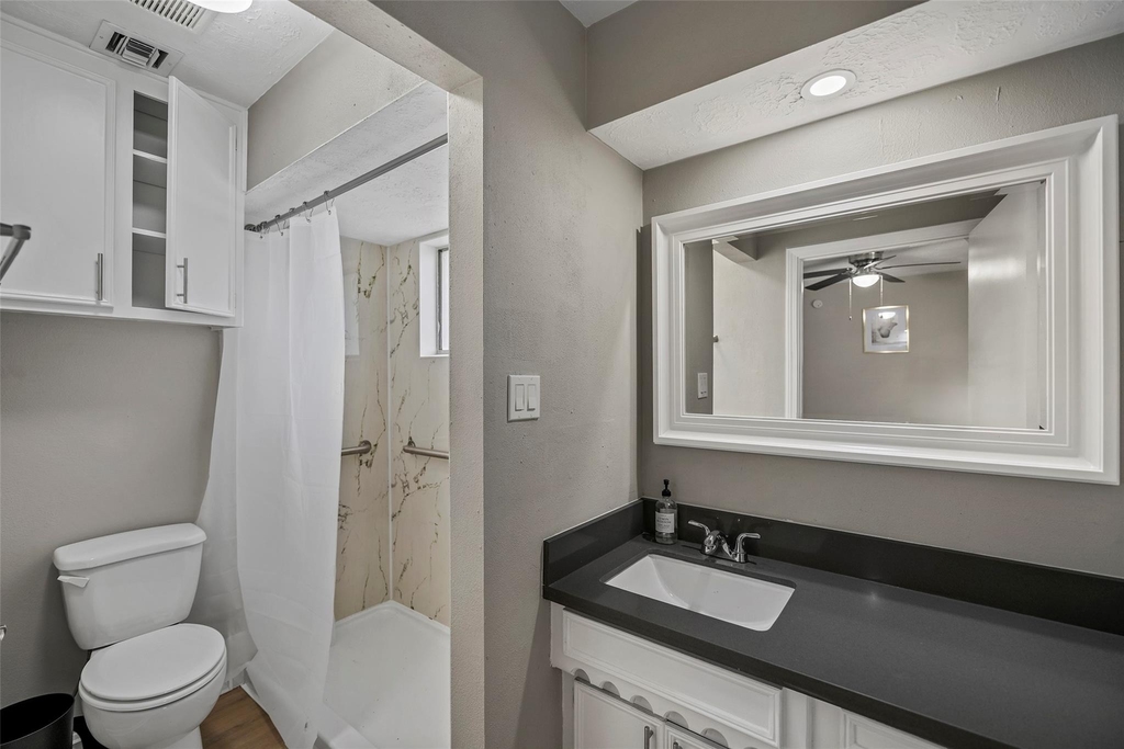 22114 Merrymount Drive - Photo 8