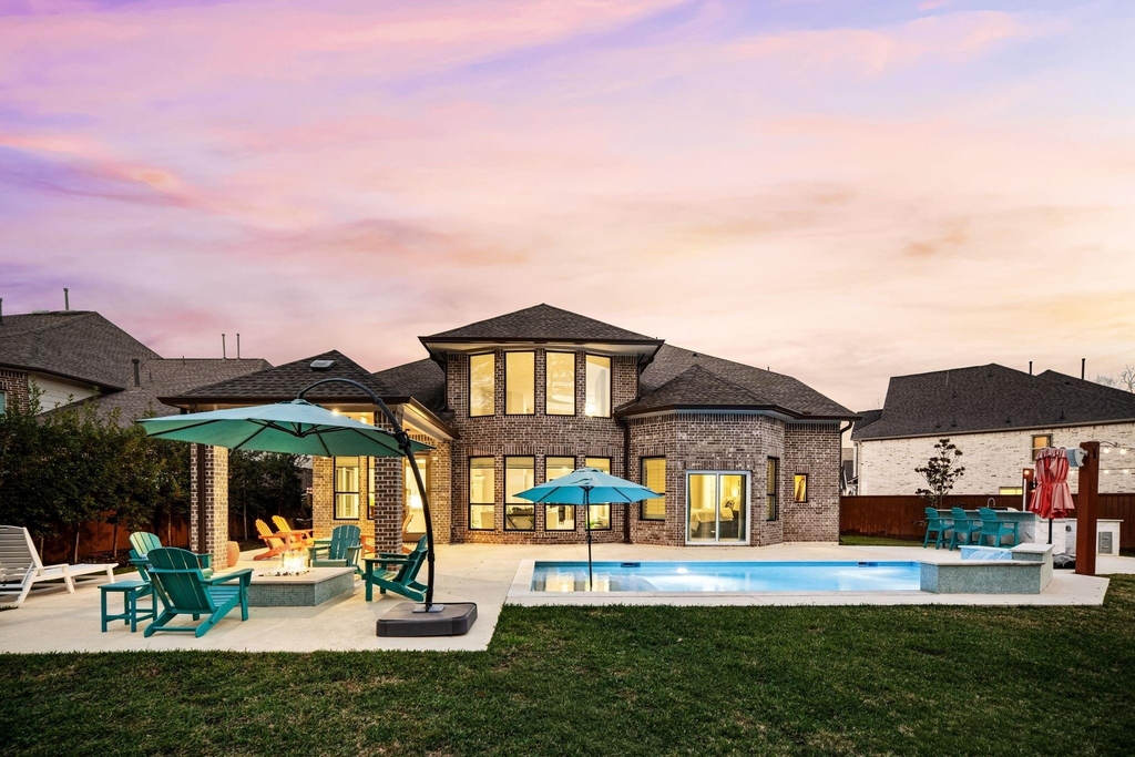 141 Bronze Bow Drive - Photo 1