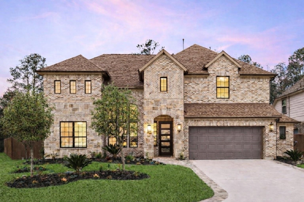 141 Bronze Bow Drive - Photo 0