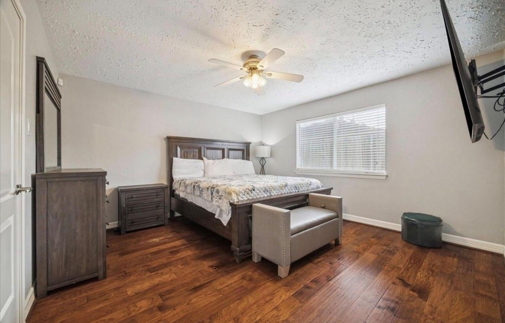 16147 New Field Drive - Photo 7