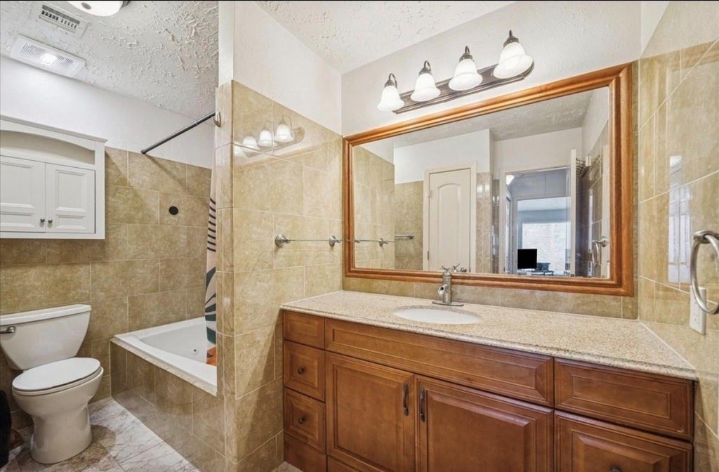 16147 New Field Drive - Photo 10