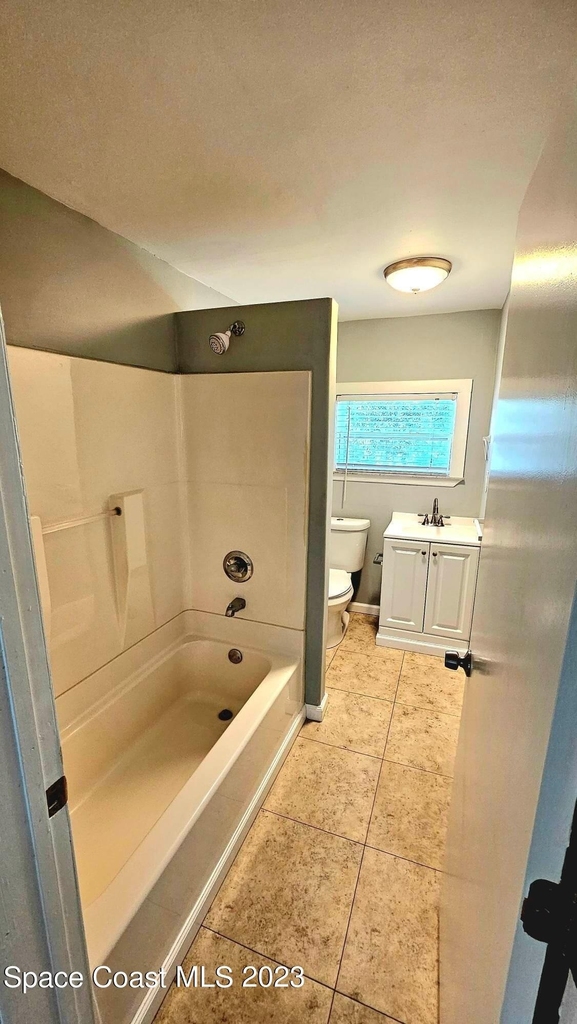802 Forrest Avenue - Photo 13