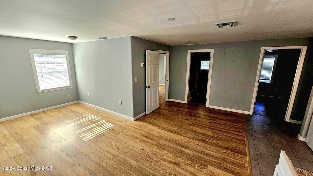802 Forrest Avenue - Photo 11