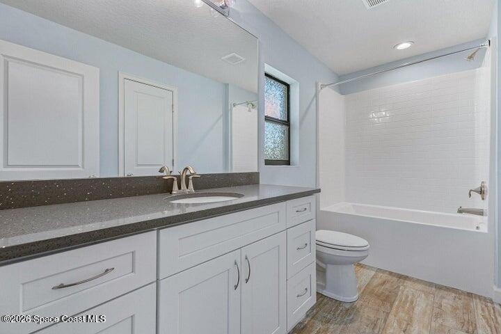 1677 Lizette Street Se - Photo 4