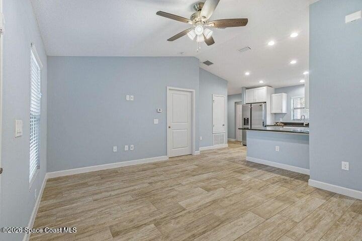 1677 Lizette Street Se - Photo 3