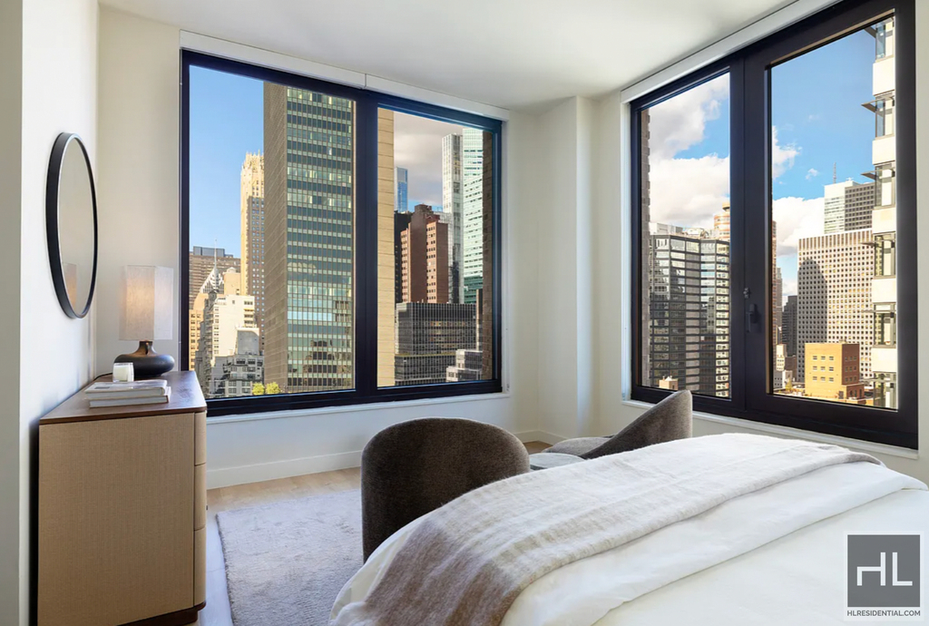 East 50 Street - Photo 15