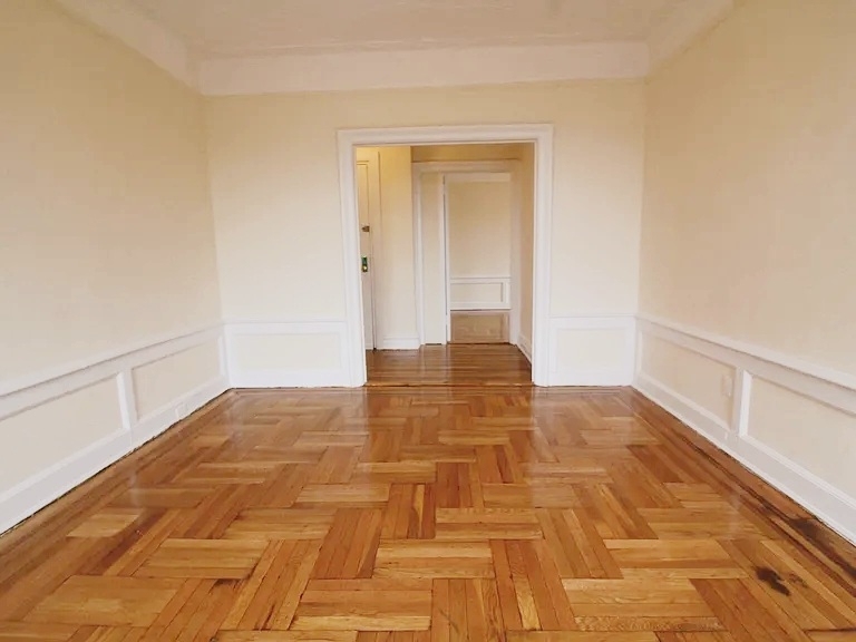 8320 Bay Parkway - Photo 2