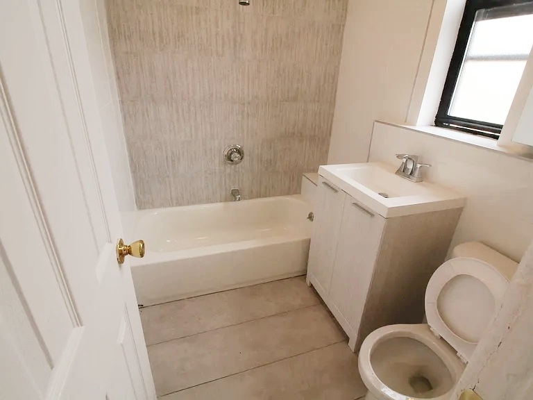 8320 Bay Parkway - Photo 3