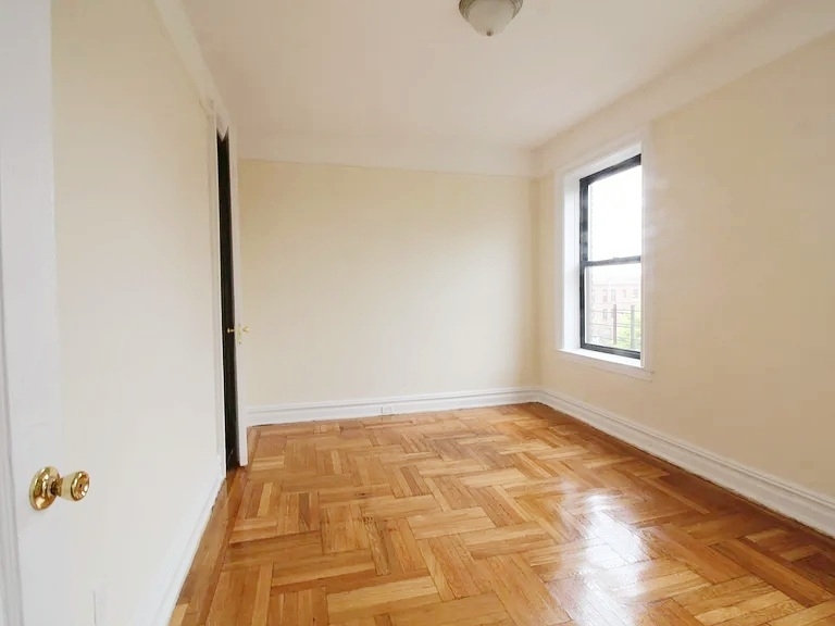 8320 Bay Parkway - Photo 4