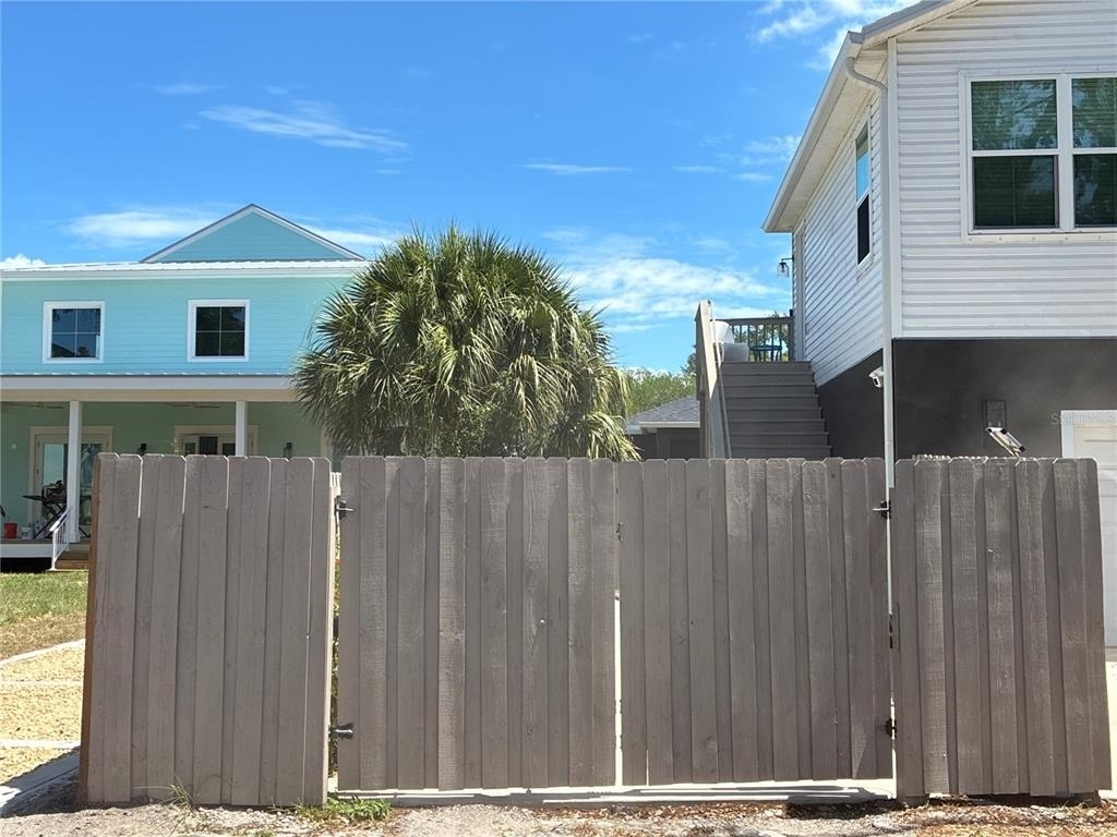 2651 1/2 Bayside Drive S - Photo 1