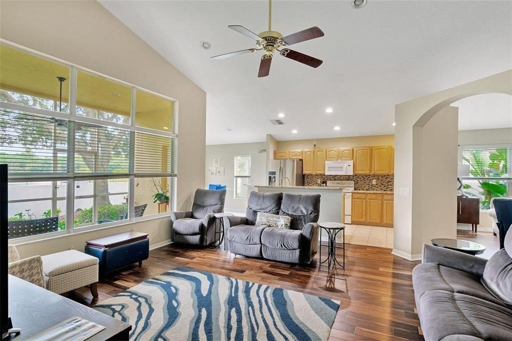 18821 Maisons Drive - Photo 4