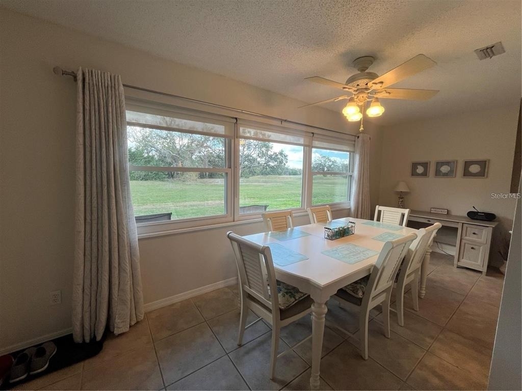 1907 Canterbury Lane - Photo 1