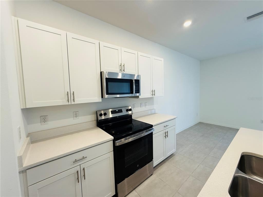 2264 Paravane Way - Photo 9