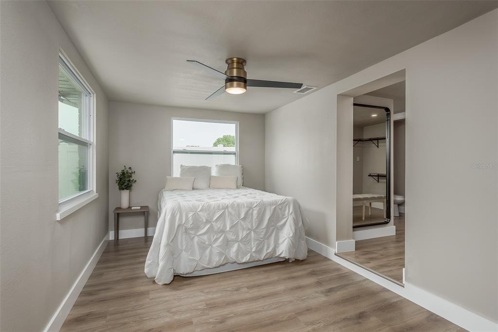 4036 Sunray Drive - Photo 13