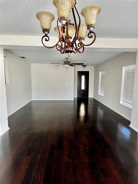 18916 Randall Place - Photo 3