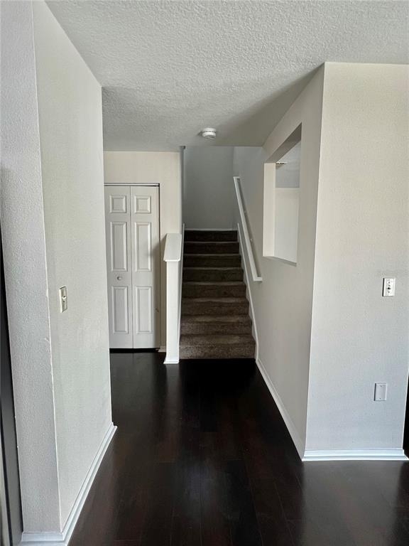 18916 Randall Place - Photo 8