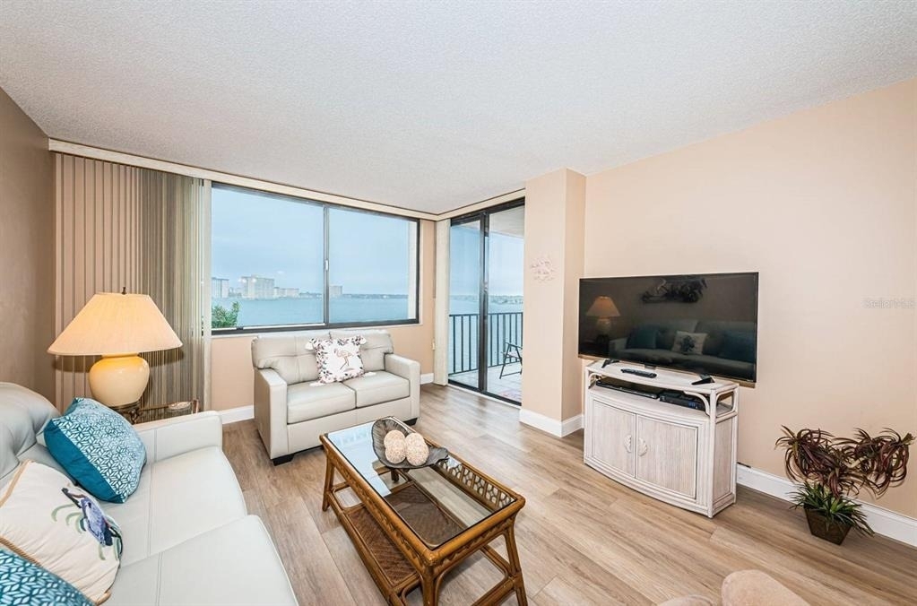 6218 Palma Del Mar Boulevard S - Photo 9