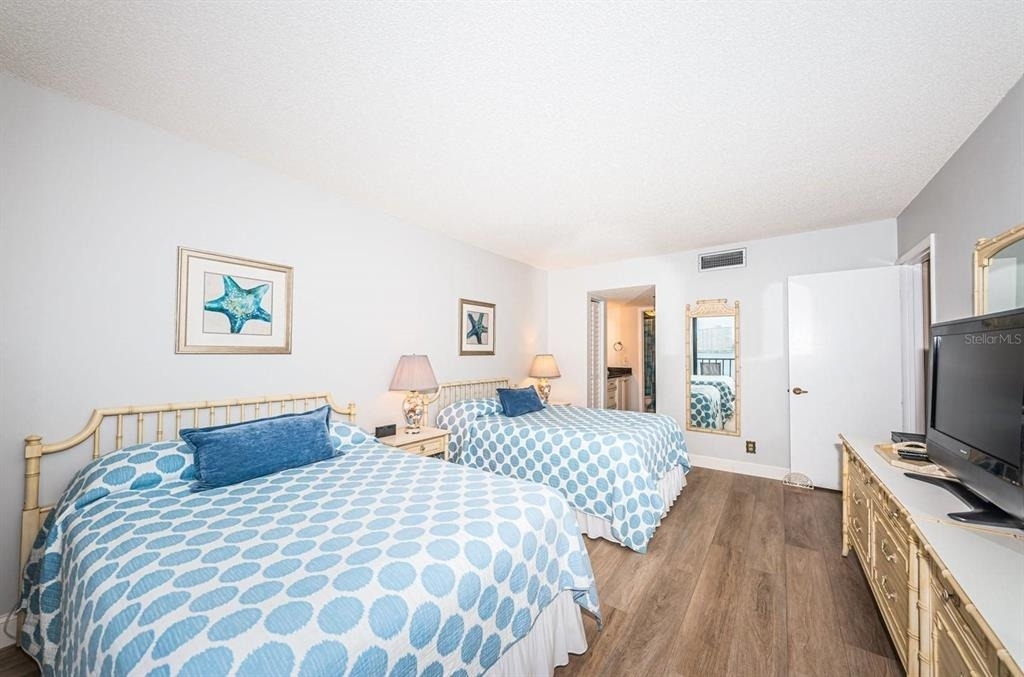 6218 Palma Del Mar Boulevard S - Photo 11