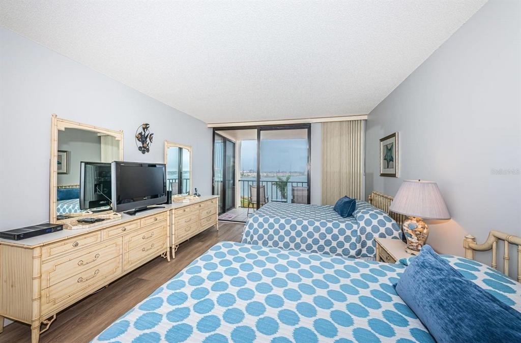 6218 Palma Del Mar Boulevard S - Photo 12