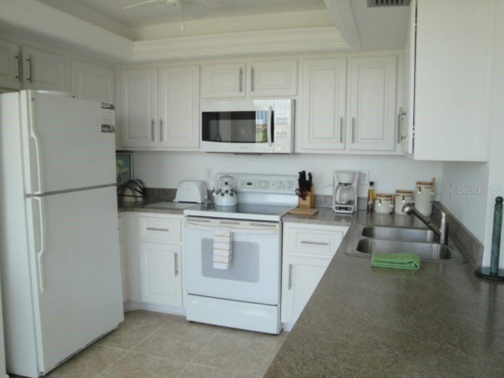 6104 Palma Del Mar Boulevard S - Photo 4