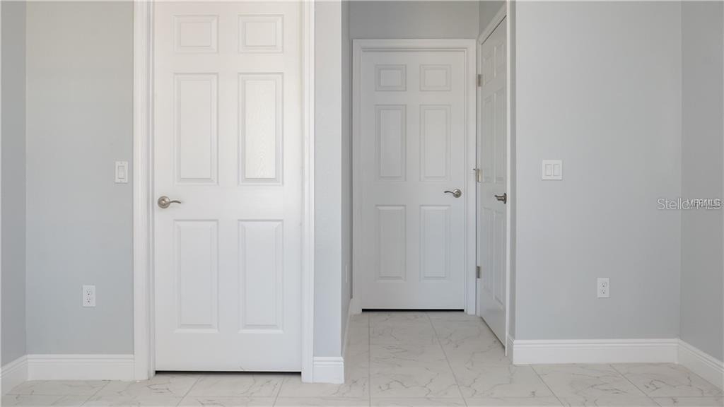 401 Albatross Court - Photo 5