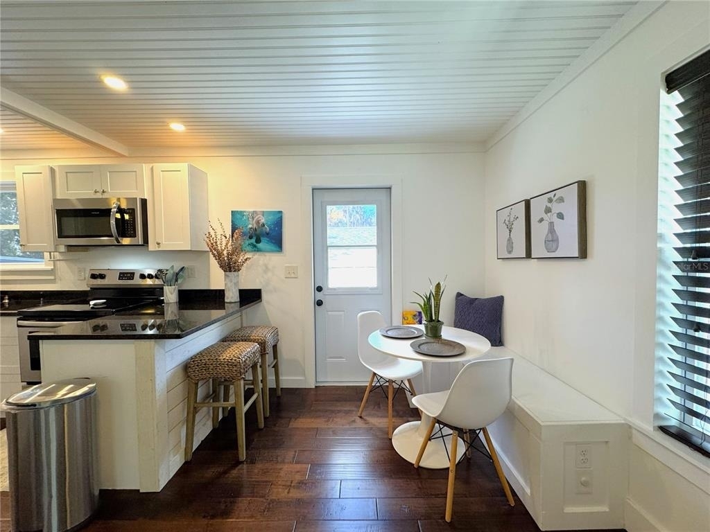 222 Ne 1st Avenue - Photo 6