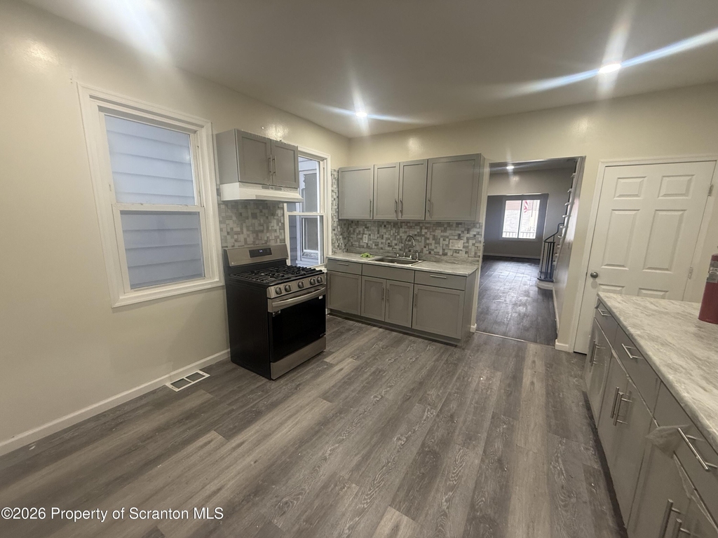 216 Horton Street - Photo 1